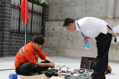 武漢通信段 比標(biāo)準(zhǔn)，拼速度，光纜接續(xù)大比武助力通信設(shè)備修理
